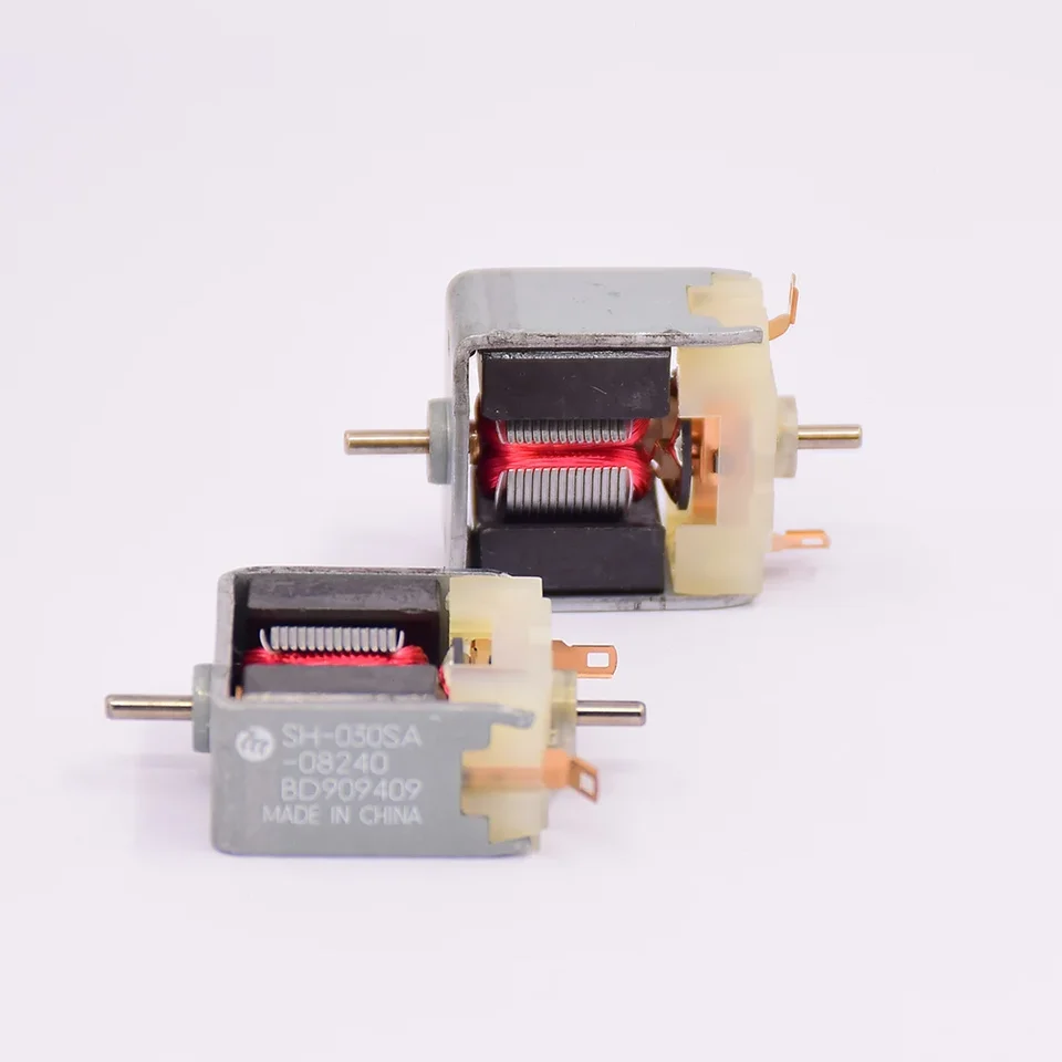 1PC Japan Mabuchi DC 3V-12V Mini Thinsh-030SA-08240 Square Holy 1,5 mm Dual Shaft Axis DIY HOWBY Model Model Test Experiment