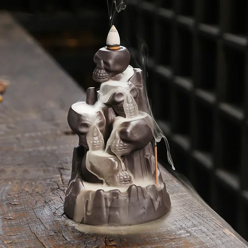 1pc, keramická ručná lebka lebka Ornament Waterfall Backflow Kadidlá horák, držiteľ kadidla, aromaterapeutická halloweenská dekorácia