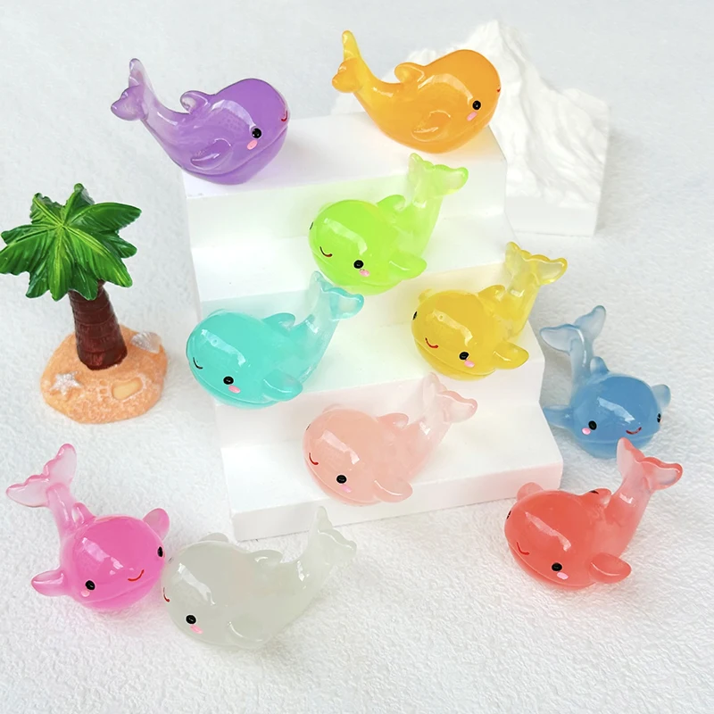 1PC Mini Luminous Whale Domov Decor Decor Terdici Pervice remeslá Žiariace veľryby Záhrada Fish Tank Miniatúry Ozdoby Dekorácie