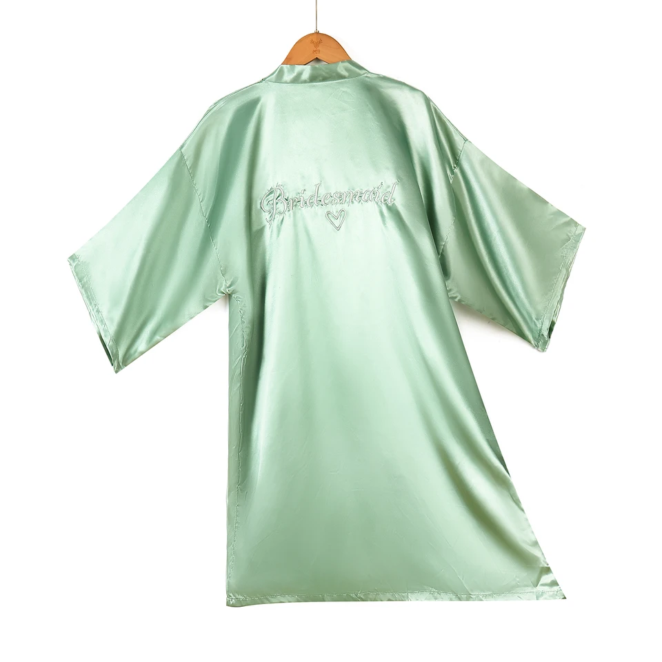 1PC New Sage Green Bridesmaid Roupe vyšívané družičky kimono svadobné plátky