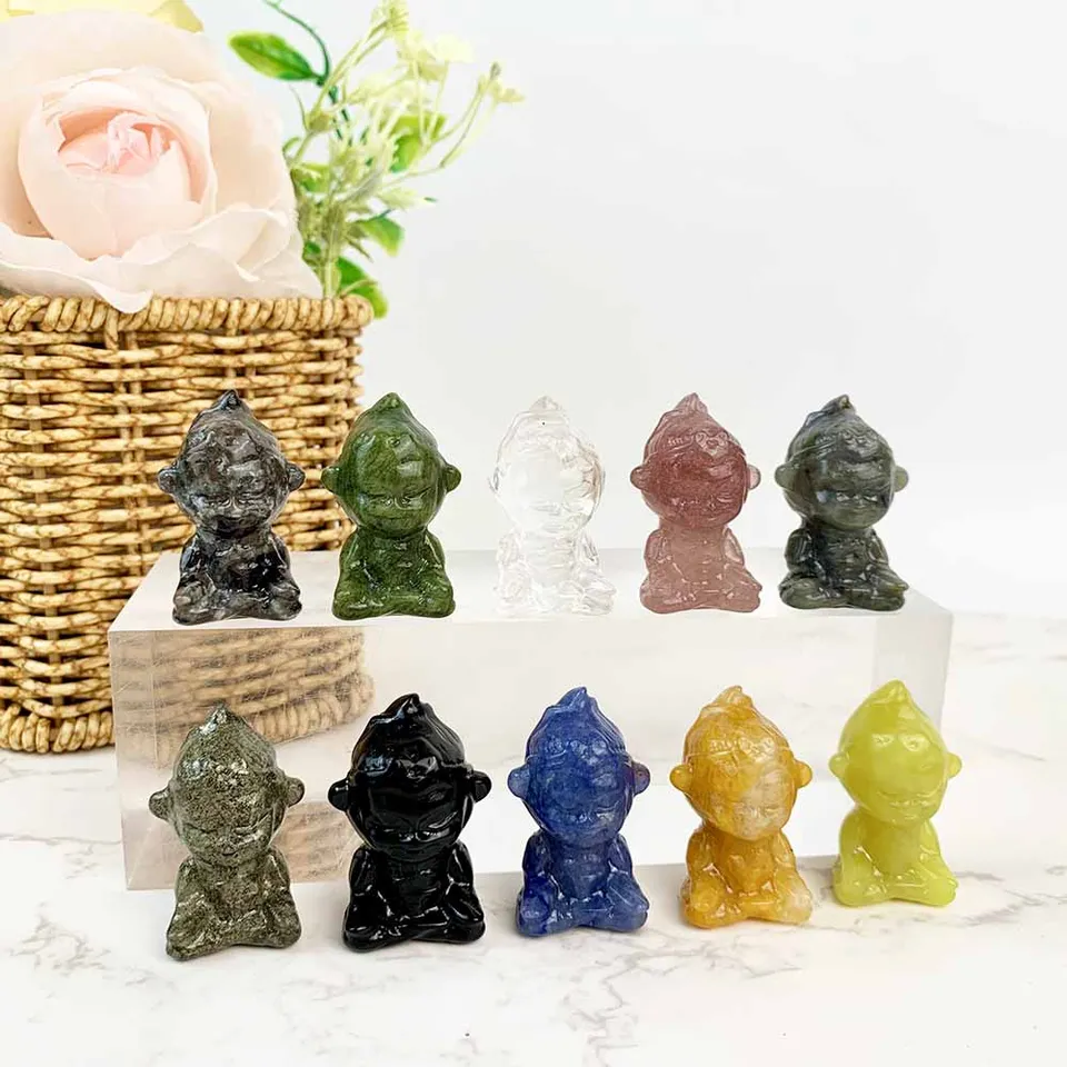 1pc Random Natural Crystal Monkey Crystal vyrezávané remeslá Reiki Crystal