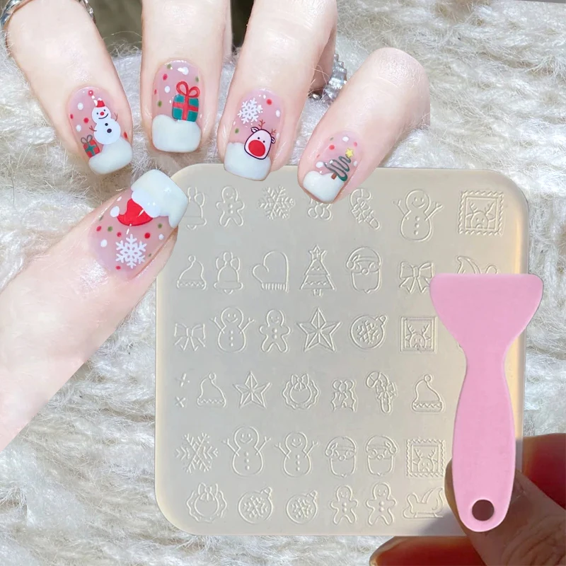 1PC Snowman vianočná silikónová forma pre nechtové umenie (8,5*8,5 cm) Reliéf Priehľadný dizajn DIY na nechty na nechty s bezplatnou škrabkou*