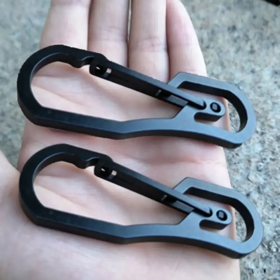 1PC Titán Carabiner Camping Clip Držiteľ prsteňa Hook Buckle Outdoor Keychain