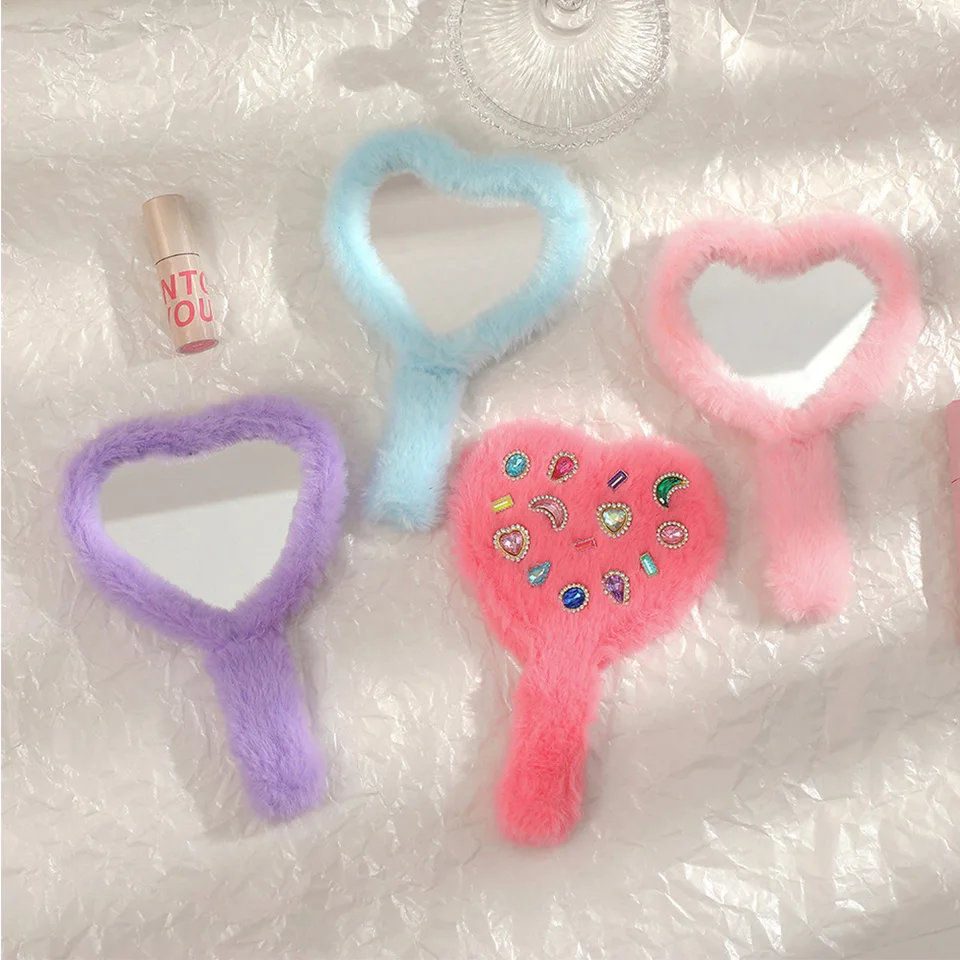 1pc vreckové make -up zrkadlo Prenosné plyšové diamantové milostné zrkadlo s rukovlnou kozmetnou mravnosťou zrkadlo Kozmetický kozmetický nástroj