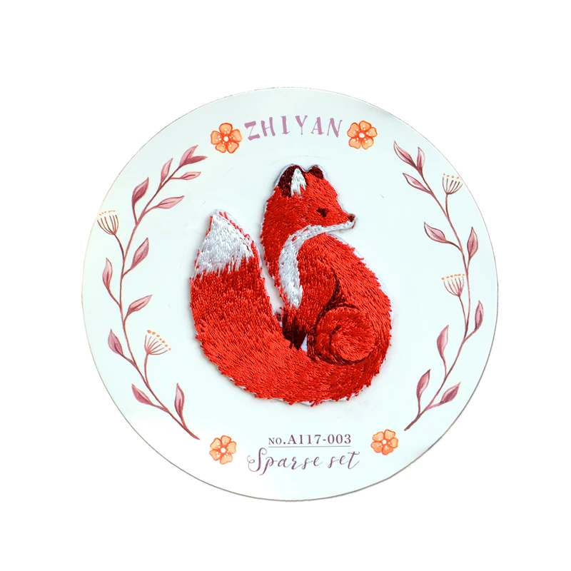 1PC zvierací červené líšky Patšinky oblečenie výšivok módne textílie Aplikácia nálepka DIY Cartoon Badge Accessories