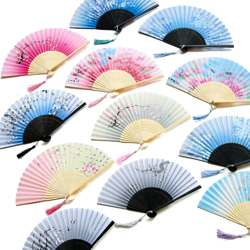 1pc čínsky štýl skladací ventilátor bambusová stopka ručného fanúšika Elegantný ženský kvetinový vzor skladacích fanúšikov svadobnej hostiny dekorácia
