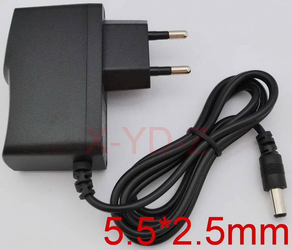 1pcs 9v 200 mA Vysoko kvalitný AC 100V-240V Prevodník prepínača napájací adaptér DC 9V 200MA a 0,2A Dodávka EÚ EU DC 5,5 mm x 2,5 mm