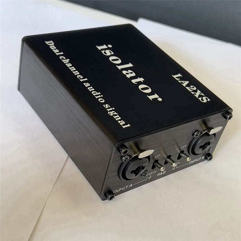 1pcs Audio Izolátorový redukcia šumu Filter eliminuje aktuálny šum dvojkanál 6.5 XLR Mixer Audio Izolator LA2XS