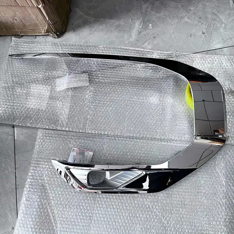1pcs Car Chrome predný nárazník pre Outlander 2023 Protector Grille Upper Dolný pás dekoračný pás 6047A457 6047A462