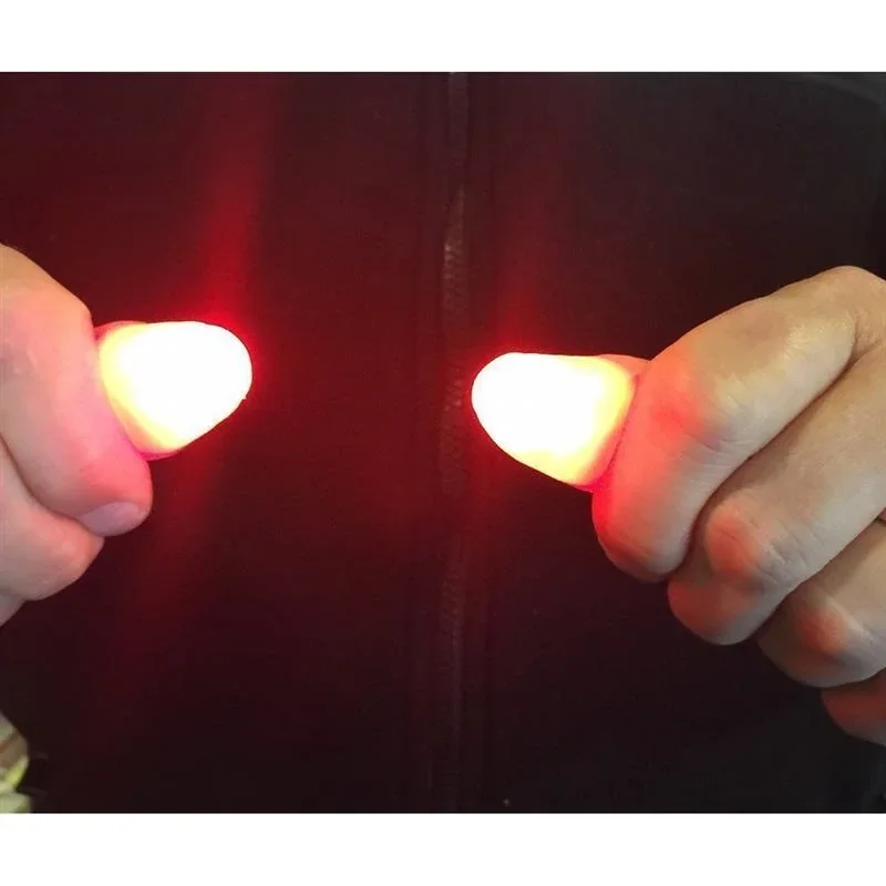 2/6ks Magic Light Up prsty prsty LED TRIKY TRUMP PROPS Vianočné vianočné festivalové noviny Novinka vtipné hračky