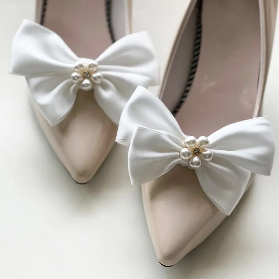 2 ks Elegantné topánky Bowknot Shople s perlovou obuvou klipy Dámske odnímateľné svadobné topánky Dekorácie kúzla DIY Crafts