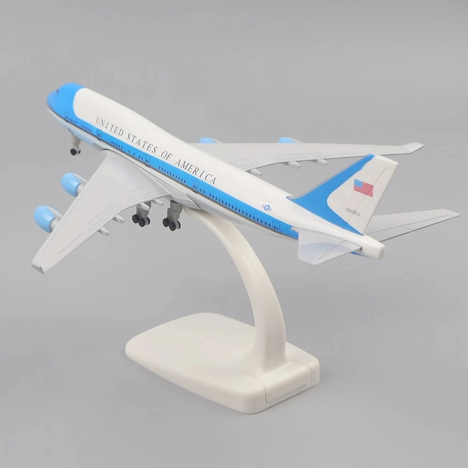 20 cm 1: 400 Model kovových lietadiel Air Force One B747 Kovová replika zliatiny s dekoráciou podvozku pre deti Detské hračky Darčeky