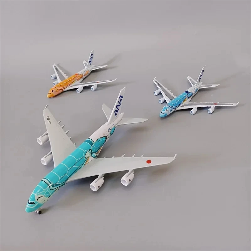20 cm zliatiny kov Japan Air Ana Airbus A380 Cartoon Sea Turtle Airlines Model Model Airways Model Model maľby lietadlá hračky