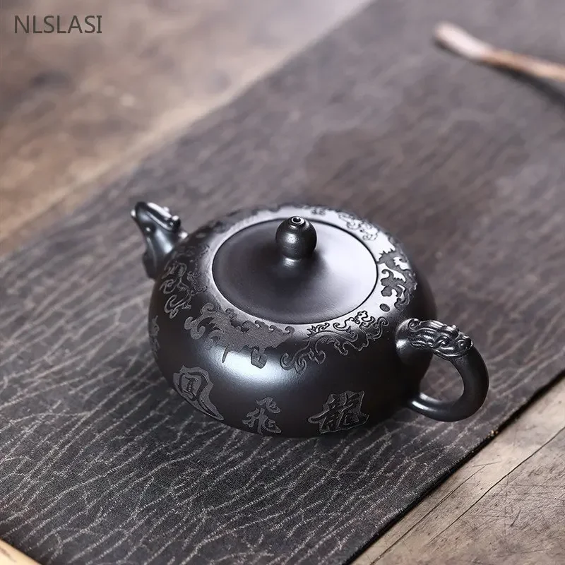 200 ml ručne vyrábané fialové hlinené čajové čínske čínske yixing kozmetické čajové čajové čelo butikový filter čajový infuser surové rudy zisha čierny bahenový čaj