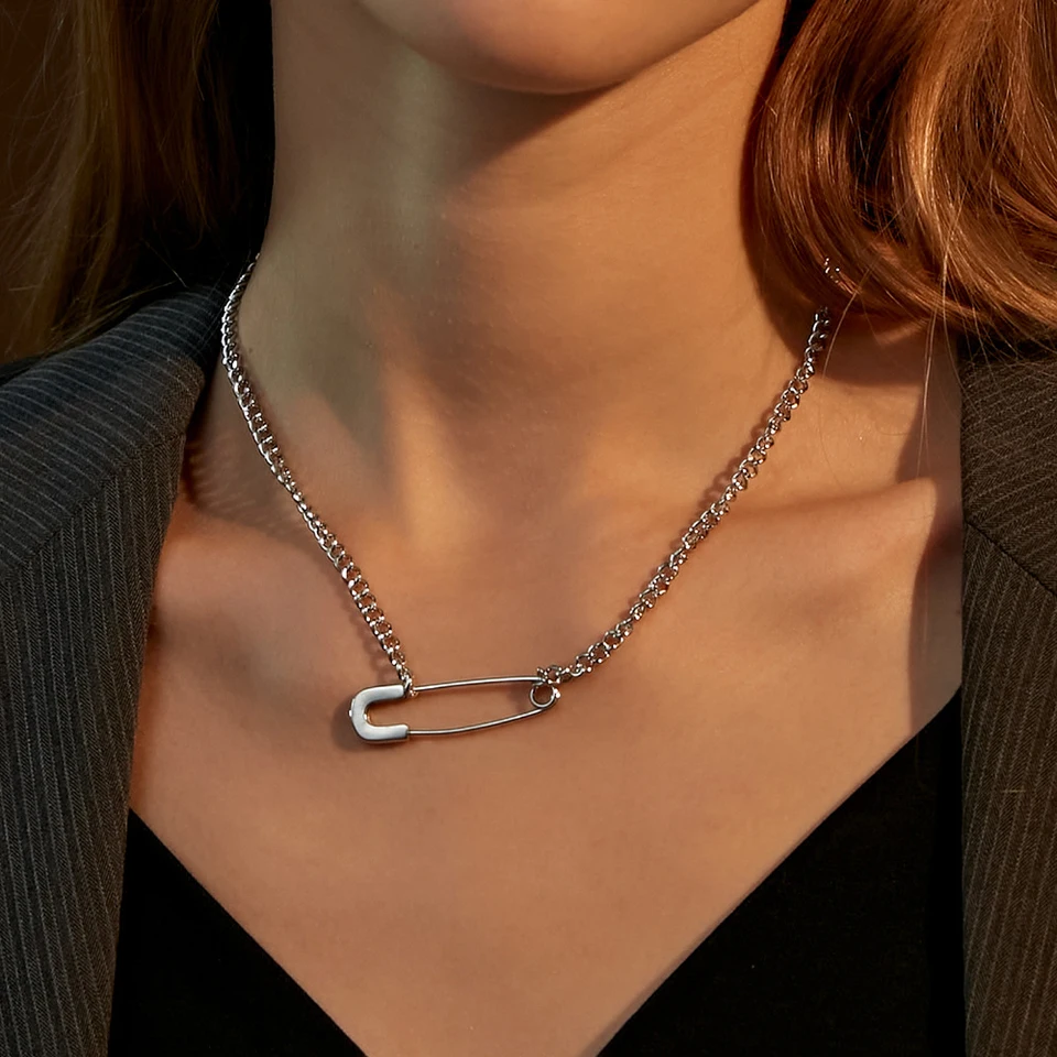 2021 KPOP Hot Harajuku Gothic Safety PIN Náhrdelník pre mužov pre mužov EGIRL BFF PUNK ŠPECKÉRY STREETRY Osobnosť dekorácia