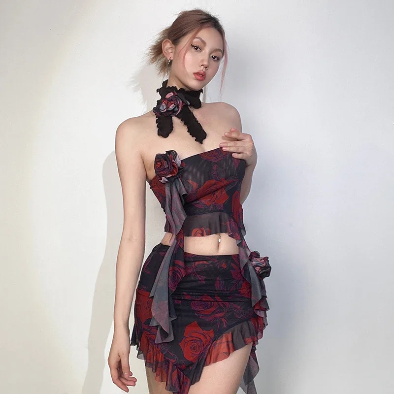 2023 NOVÉ Summer Gothic Grunge Rose Design Tube Top a mini nepravidelná sukňa čipky s dvoma kusmi pre ženy sexy plážové oblečenie