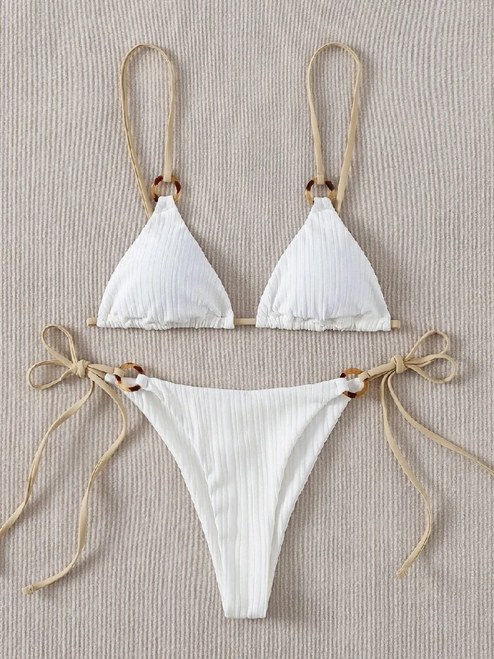 2023 Sexy bikiny sada roztomilý biely obyčajný prsteň spojený špagetový remienok trojuholník tanghi Biquini plavky plavky dámske dámske plavky B0