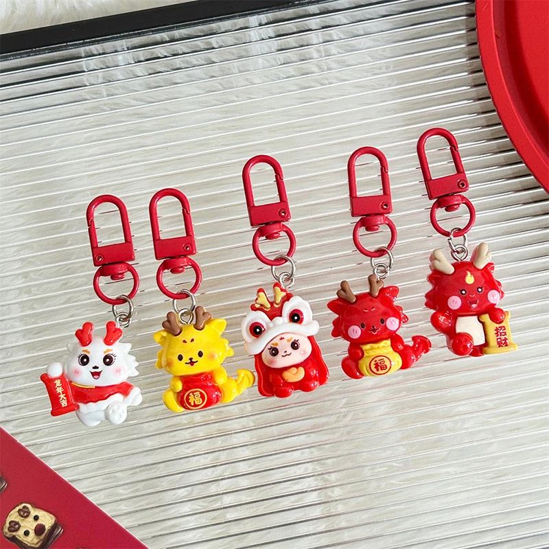 2024 Dragon Year Keychain Roztomilý karikatúra Lucky Dragon Keyring Creative Bag Prívesok pre čínske darčeky Nového roka