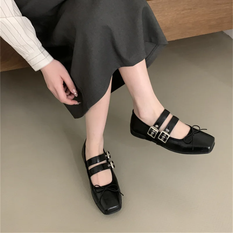 2024 Dámske ploché topánky na uzlové topánky Fashion Split Toe Flat Päta Loafer topánky plytká mäkká koža neformálne vonkajšie topánky Mary Jane