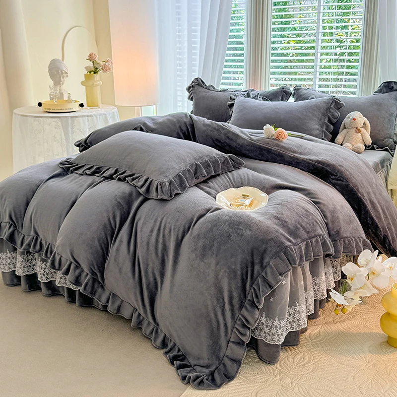 2024 Horúca plná farba Kórejská verzia Lace Lace Bed sukňa sukňa Flanel prikrývka Zhruba teplá štvordielna súprava