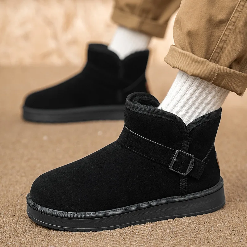 2024 Klasické čierne zimné topánky unisex vonkajšie plyšové teplé pánske snehové topánky Pohodlné nekĺzanie členkových topánok Men bota de nieve