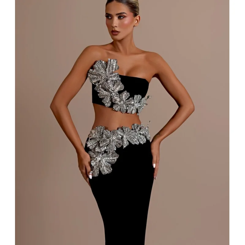 2024 Luxusné oslnivé diamantové kvety krátke bez ramienok Top a členok sukňa 2 kusy žena set celebrity party Vestido