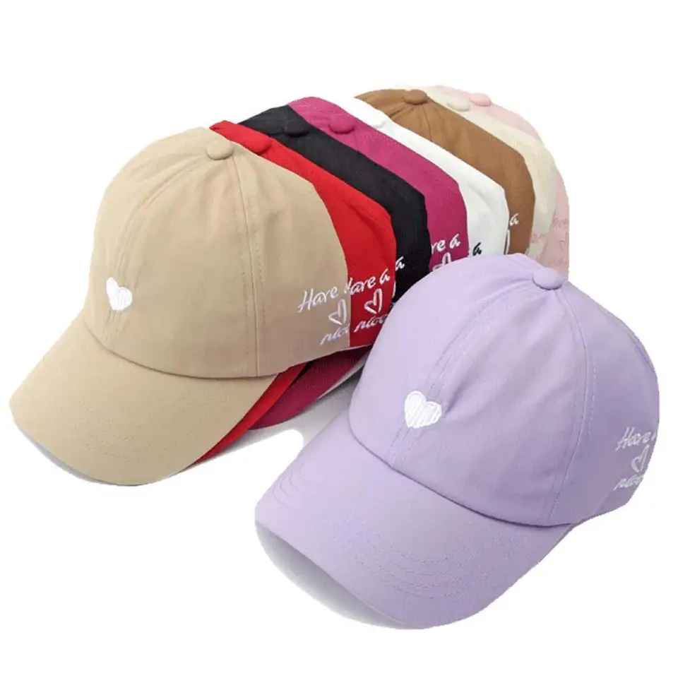 2024 Láska výšivka High Copball Baseball Cap Dámsky letný klobúk Sun Visor Hat s copom