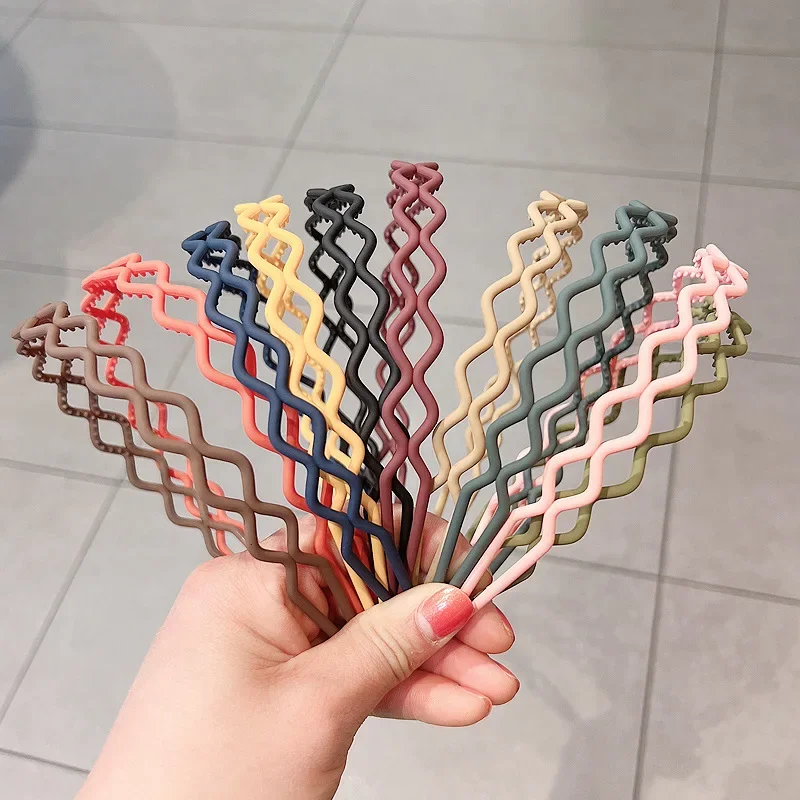 2024 Nová módna plná farebná živici Geometrická mriežka Anti-Strip Wave Headband Hair Band pre ženy dievčat