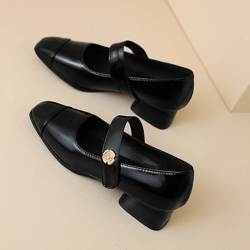 2024 Nové jarné jesenné čerpadlá Dámske pumpy plus veľkosť 22-26,5 cm patentské kožené remienok Mary Jane Shoes Husté vysoké podpätky Dámske topánky