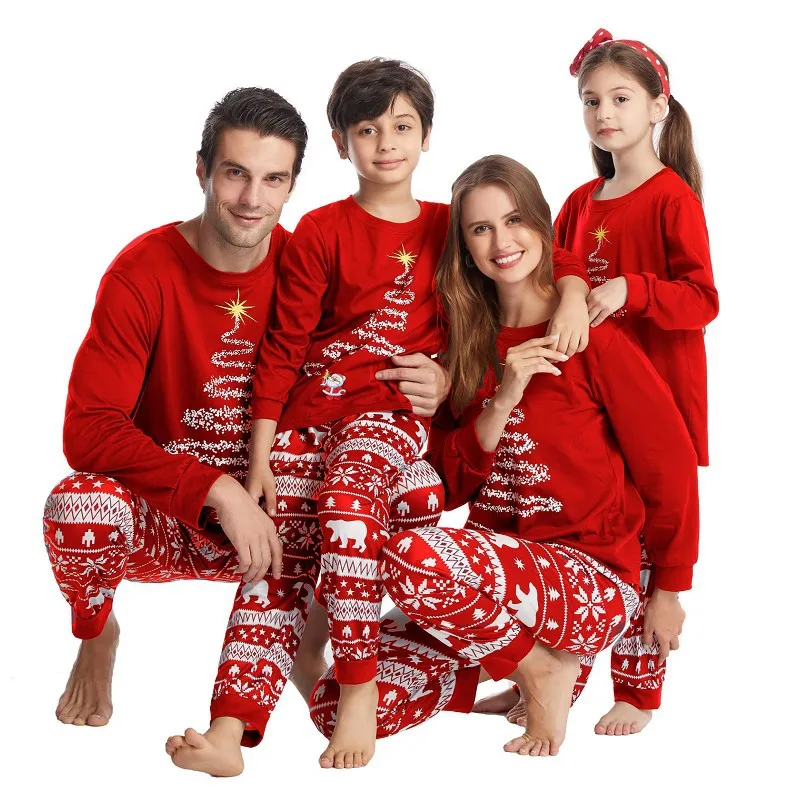 2024 Nové rodinné vianočné oblečenie Mom Dad Kids Zodpovedajúce pyžamy set psov psom Romper Soft Loose 2 kusy obleky na spanie