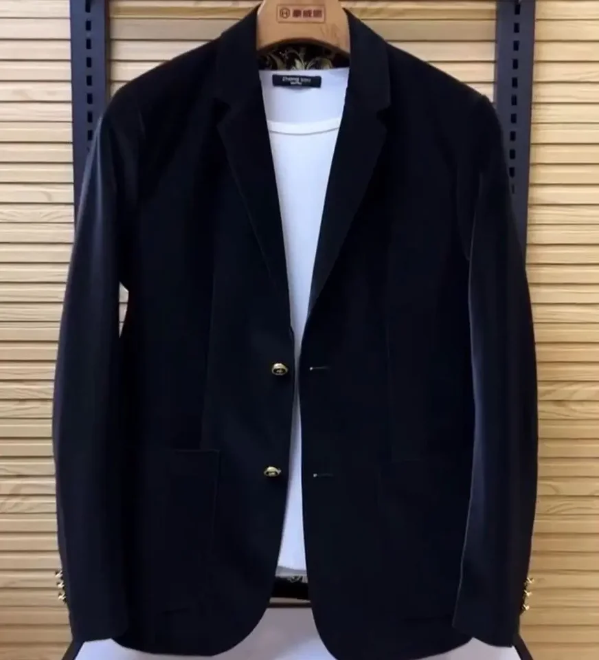 2024 Nové zamatové elegantné obleky pre mužov Slim Fit Fashion Bunda Chic Peak Vysoko kvalitný mužský obchod luxusný oblek x18