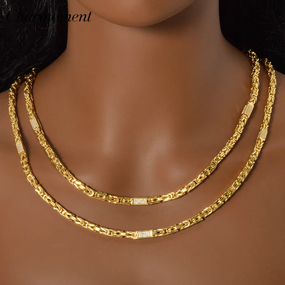2024 Nový geometrický krištáľový náhrdelník pre ženy Chic 18k Zlatý kovový kov Choker retiazka klenba Žena Vynikajúca šperky HOT PREDAJ