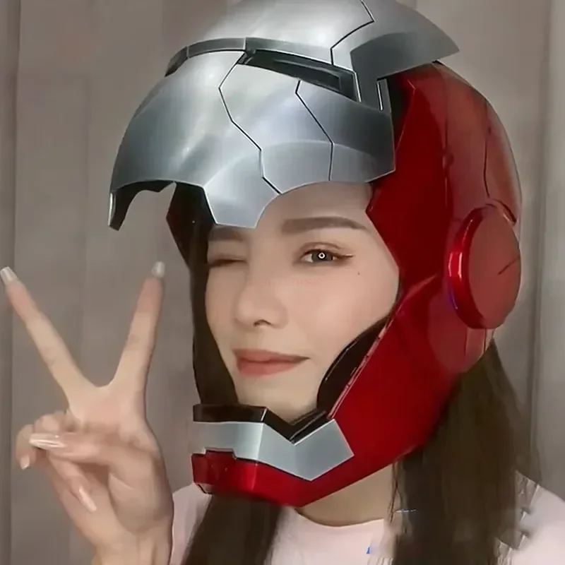 2024 Nový MK5 Iron Man Helmet Hlas Ovládanie 8-dielne otváranie a zatváranie čínskej anglickej svetelnej masky Zhromažďovať Halloweenské darčeky