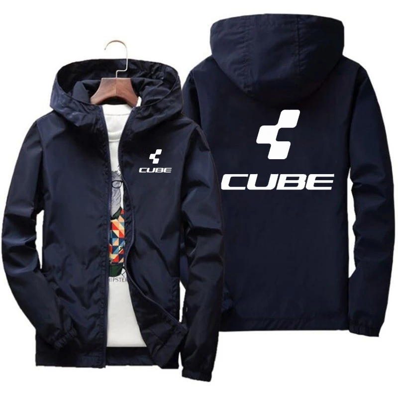 2024 Nový módny trend kocka Pánske s kapucňou Casy Bunda Loose Water Proof Male Windbreaker Slid Color Windooter Coats