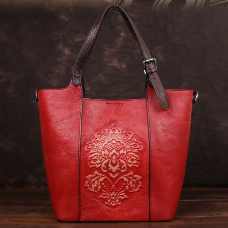 2024 Nový vintage v štýle Luxusné kabelky Ženy Veľká kapacita Bucket Buck Originálny cowhide ručne vyrábaný reliéf dámske ramenné tašky
