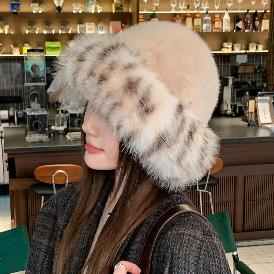 2024 Nový zimný plyšový rybársky klobúk pre ženy Fluffy Faux Fur kožušinové klobúky vetru odvrátenú ucho kryt