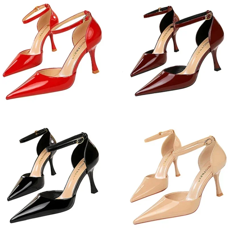 2024 Ženy 8 cm vysoké podpätky Party Prom Prom Remes Sandles Lady Wine Red Nude Päty Denne lesklé patentové kožené letné sandále