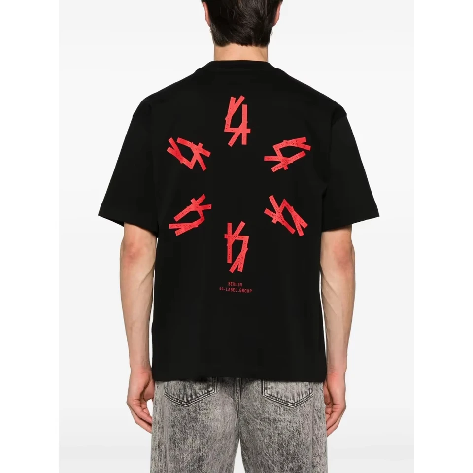 2025 44 Skupina štítkov Cotton Tričko Pánske dámske hip hopové písmeno Tlačené tričko Značka TEE Tops Tops Streetwear Clothing