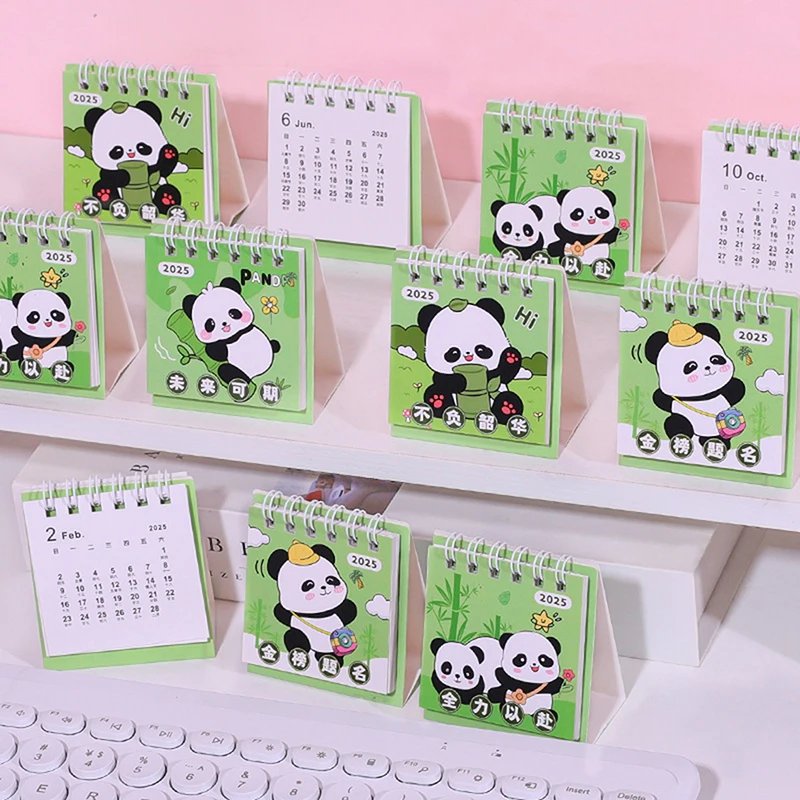 2025 Mini Cartoon Desk Calendar Cute Pandas Zvieratá Prenosný vreckový kalendár Spravujte časový rozvrh pracovnej plochy dekorácie