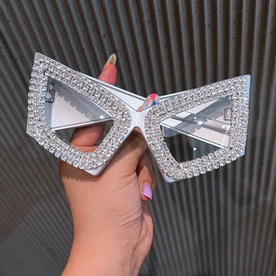 2025 Personalizovaný veľký rámec Cat Eye Diamond Incrustbované slnečné okuliare Y2K Hip Hop NetRoots Beach Party Slnečné okuliare