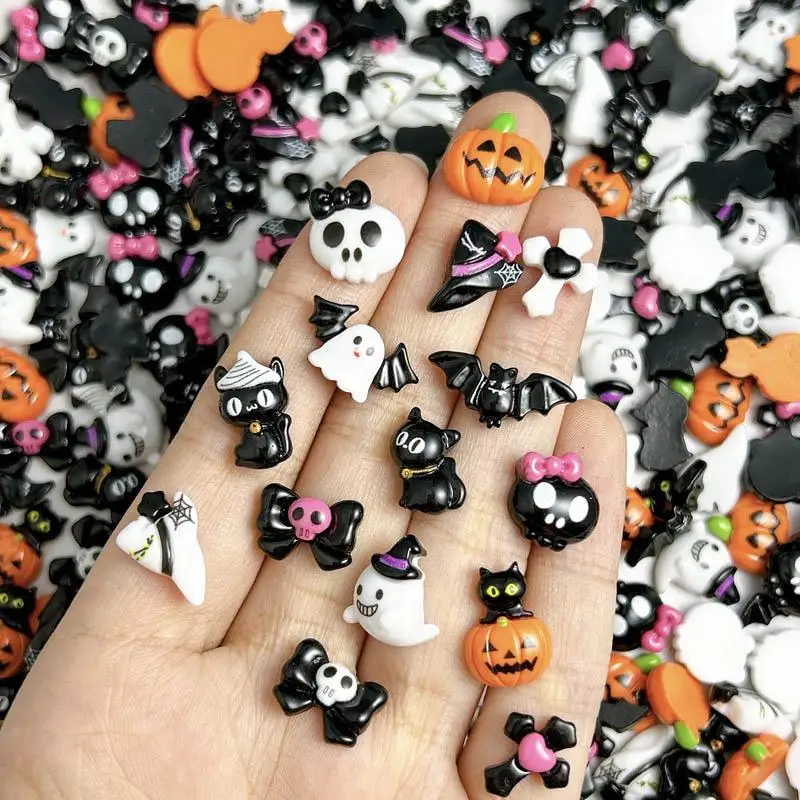 20pcs Cartoon Halloween Series na nechty dekorácie Kreatívne roztomilé Ghost Bat Bat Pumpkin Monster Charms pre DIY nechty vzory