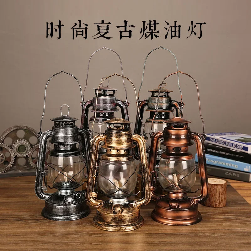 24 cm stará bronzová petrolejová lampa stará olejová lampa staromódna konská lampa retro nostalgické fotografovanie rekvizity