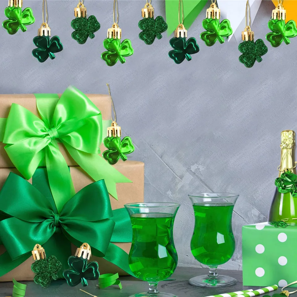 24 kusov Tri farby írsky festival Shamrocks Ornament Good Luck Grass Crystal Bowls vrcholy Veľkonočné girlandy s vajcami