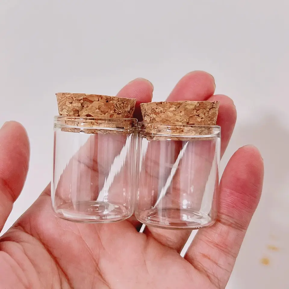 24ks 105ks malé diy DIY roztomilé sklenené nádoby 12 ml 24*30*35 mm sklenené fľašové testovacie trubice fľaše nádoby Mini liekovka