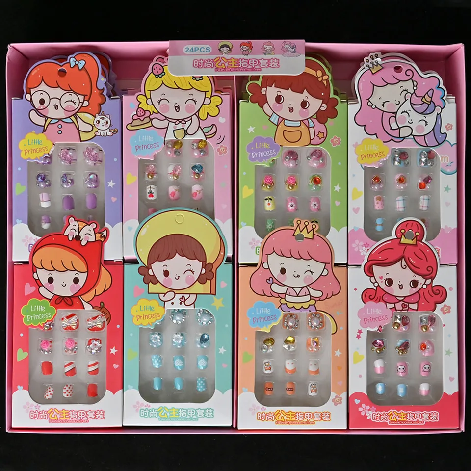 24ks/nechtovú súpravu Self Adhessive Deti Fake Natys Princezná mačka Panda Sticka nechty Tipy Little Girl Easy manikúre Art 3D Tips TD198