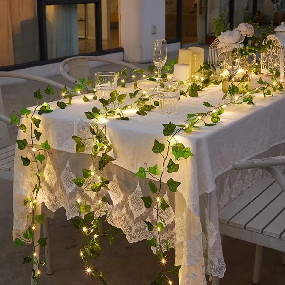 2m-10 m falošné svetlá zelených listov žiariace 20/50/100/100-LED Artificial Ivy Vine Vine Fairy Light Svadobná dekorácia