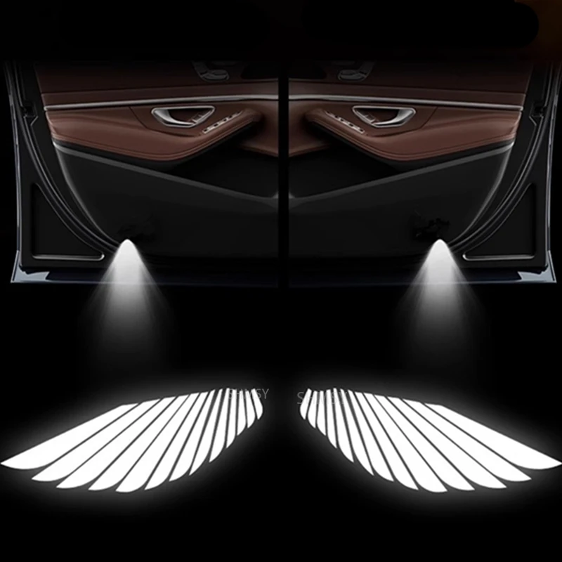 2pcs anjelské krídla uhlíkové vlákno dvere auta Vítané zdvorilosť tieňového projektora LED LED LOGO LOGO Svetlo Automatické príslušenstvo bezdrôtové snímanie