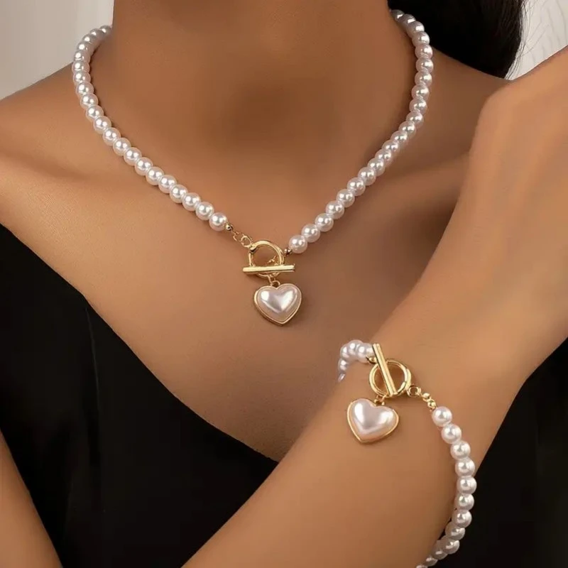 2pcs Elegantná imitácia perla srdcový tvar prívesok Náramok Náramok Set Ženy Imitácia