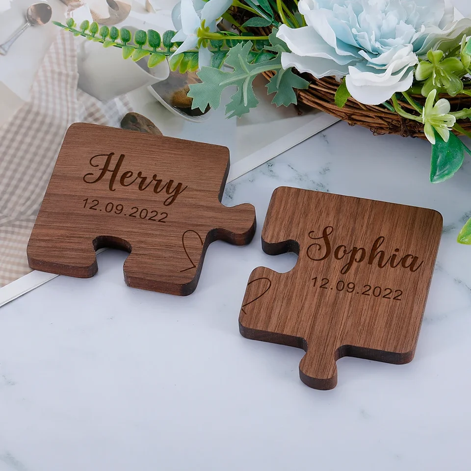 2pcs vlastné meno Puzzle Coasters Drevená kávová tácka pár darček Love Souvesir Table Coaster Priateľ valentínsky deň darčeky