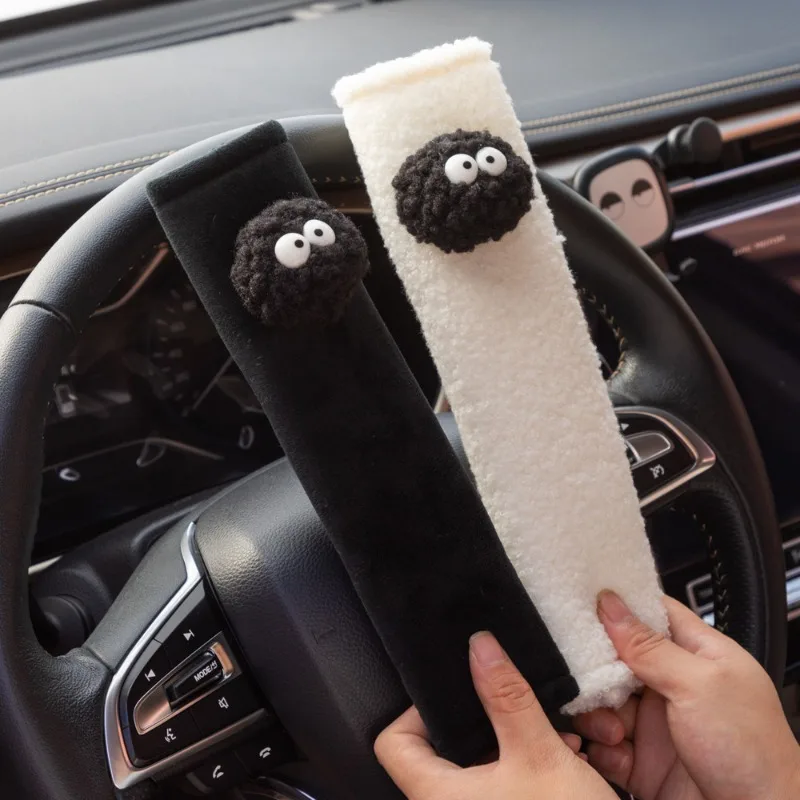2pcs čierny duch v autosalóne Autosed Malé interiérové ​​dekorácie Ochrana ochrana Kreatívne poistenie krytie automobilových príslušenstiev